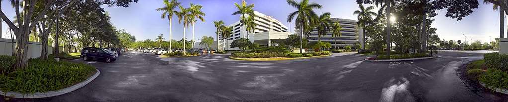 Embassy Suites Boca Raton Esterno foto